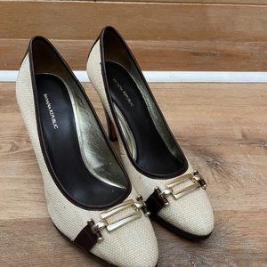 EUC Banana Republic Woven Bit Pumps